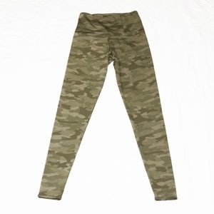 Onzie Camo High Rise Leggings